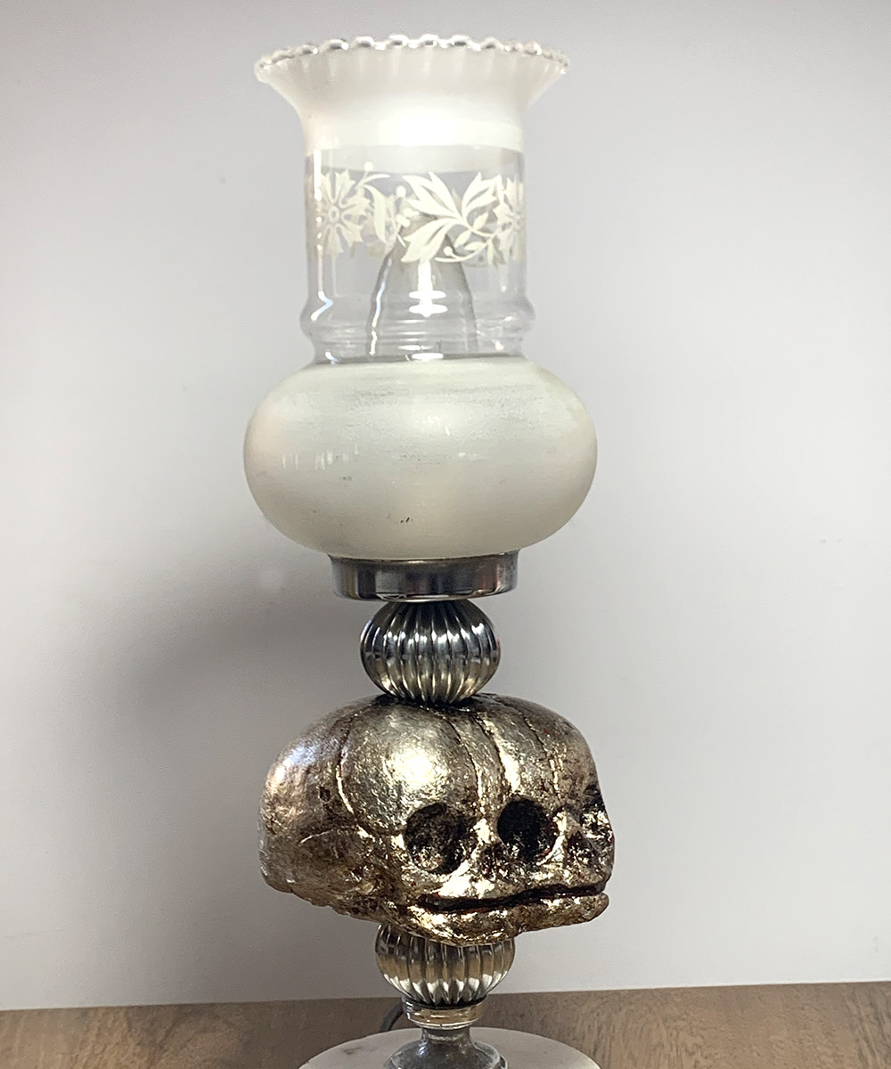 lampara de diseño fetal plateada les morts
