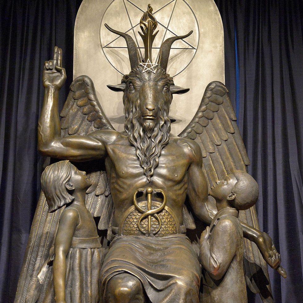 Satanistas Estatua de Baphomet en el Templo Satánico de Salem (Massachusetts), en Estados Unidos.
